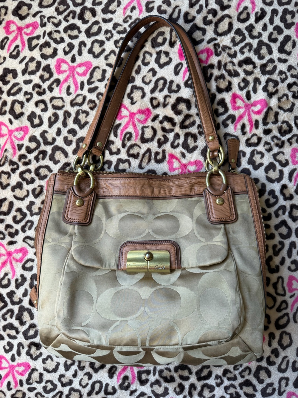 Coach Tan/Brown Shoulder Bag